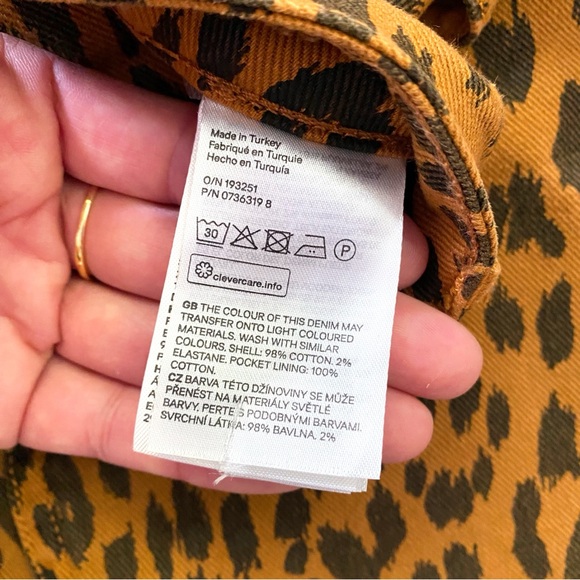 🐆 H&M LEOPARD PRINT HIGH WAIST DENIM MINI SKIRT! - Picture 9 of 9
